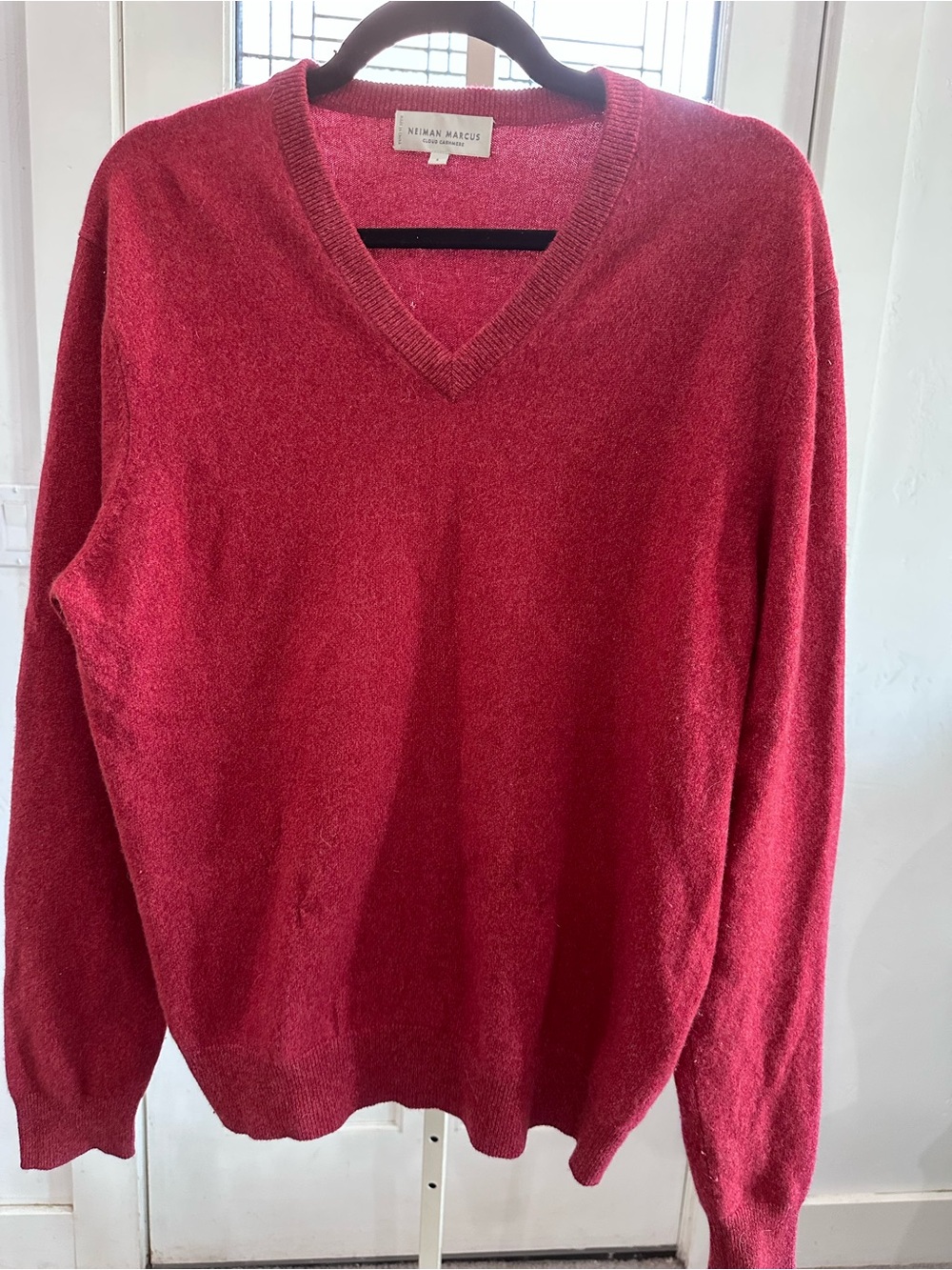 Neumann Marcus 100% Cloud Cashmere Men’s Sweater Cranberry
